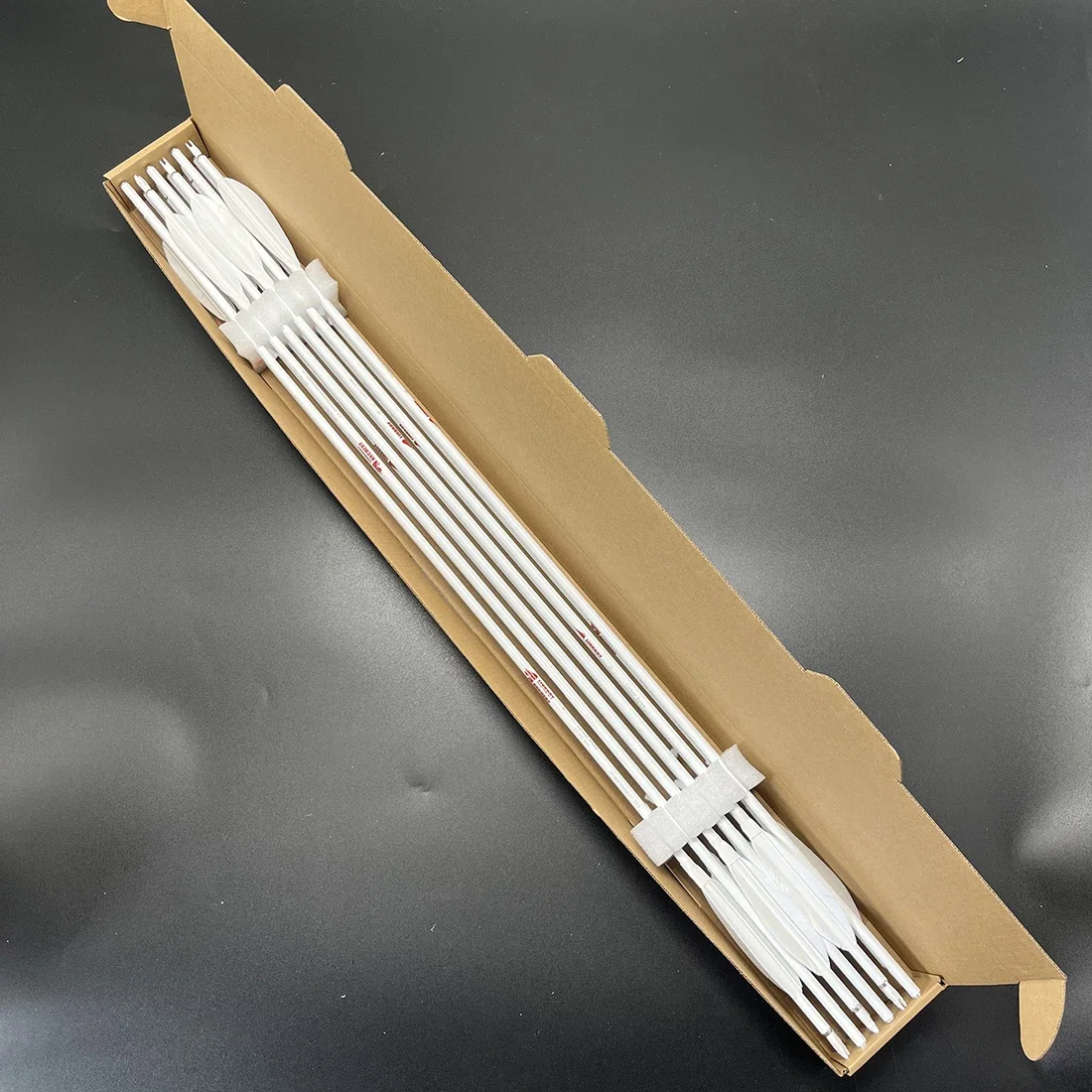 12 Uds flechas de carbono para tiro con arco ID6.2MM 4 "Pluma de pavo Nock 75GR punta para caza con arco - imagen 4