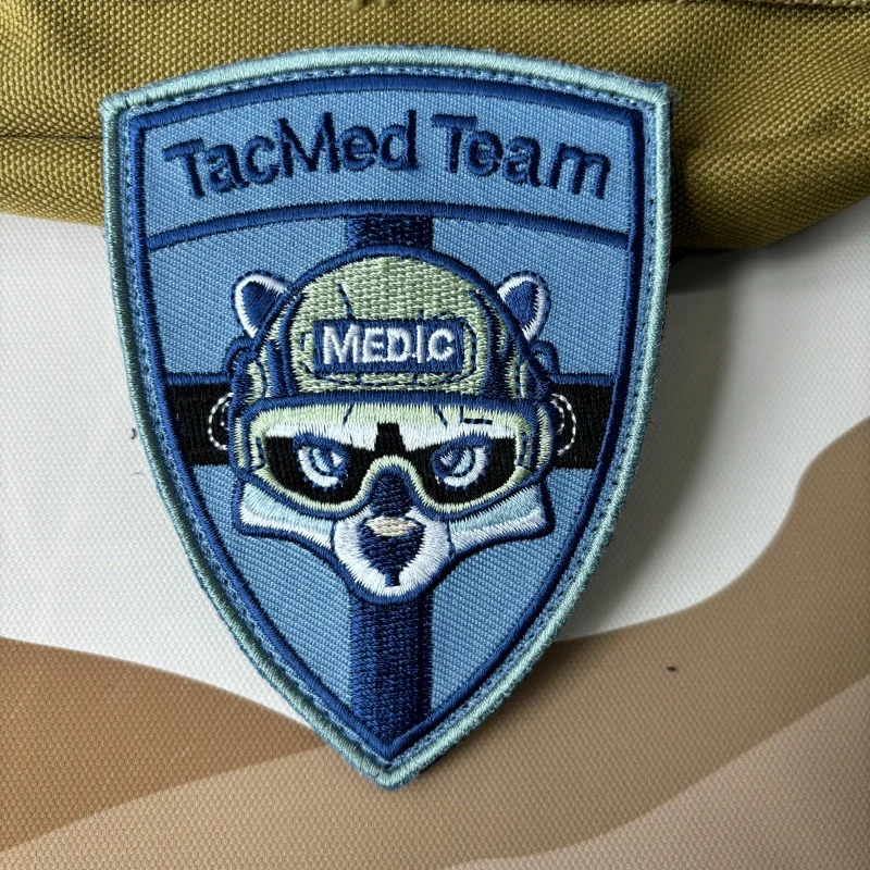 Zorro táctico de francotirador con pistolas, insignia de moral, bordado, gancho y bucle, equipo militar, Panda, brazalete, mochila, pegatinas para ropa - imagen 3