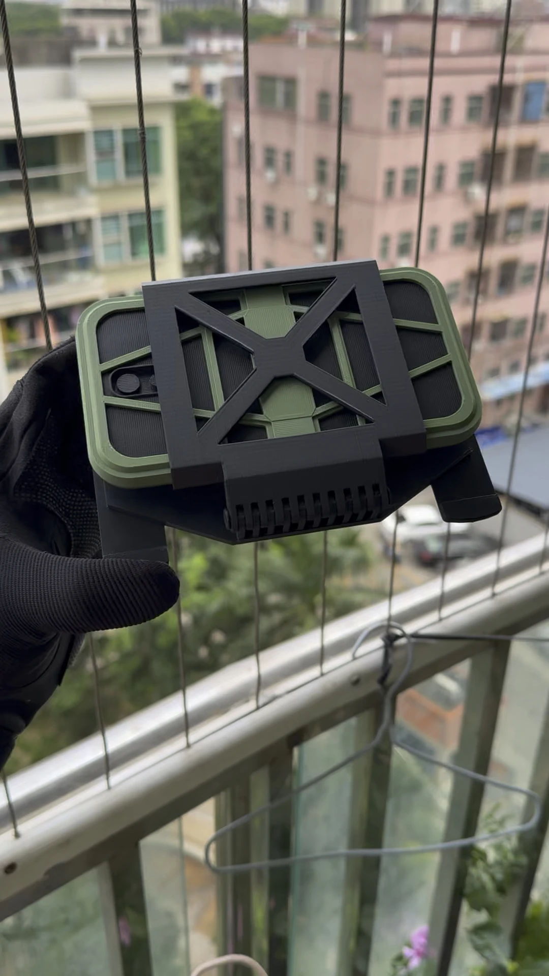 Modelo de soporte para teléfono impreso en 3D, modelo de grabadora táctica en el pecho, modelo de cosplay, sin funcionalidad - imagen 4