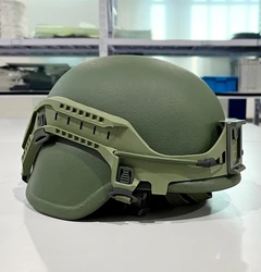 Casco airsoft táctico ajustable con carril y correa barbilla