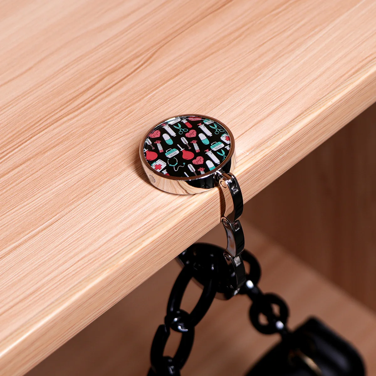 Ganchos para bolso de tortuga marina, soportes plegables de Metal para bolsa de mesa, colgadores portátiles para bolso, accesorios para médico y enfermera, ganchos antideslizantes - imagen 3