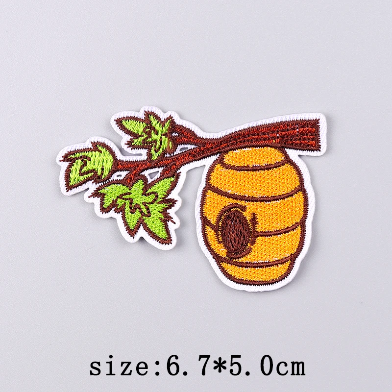 Parche de abeja termoadhesivo para ropa, parches bordados para planchar, pegatinas de animales de dibujos animados, decoración - imagen 5