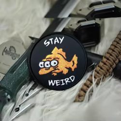 Parche Stay Weird táctico Velcro pescado – Insignia militar