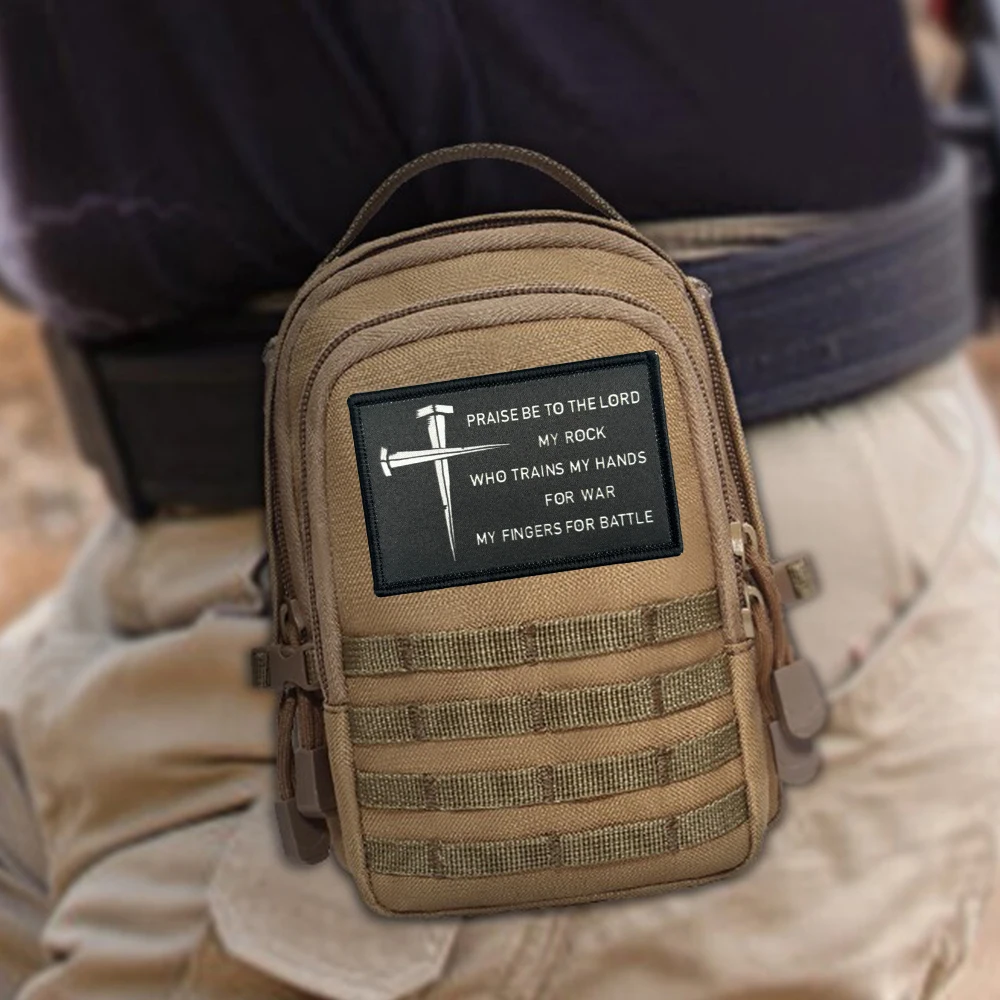 Salmos 144:1-2 Parche táctico moral Ejército militar Parches impresos con gancho para ropa Mochila Pegatinas - imagen 5