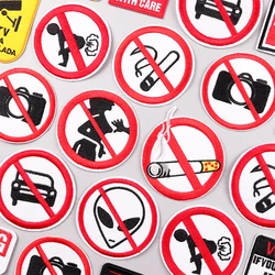 Parche bordado señal prohibida para ropa – uso practico resistente