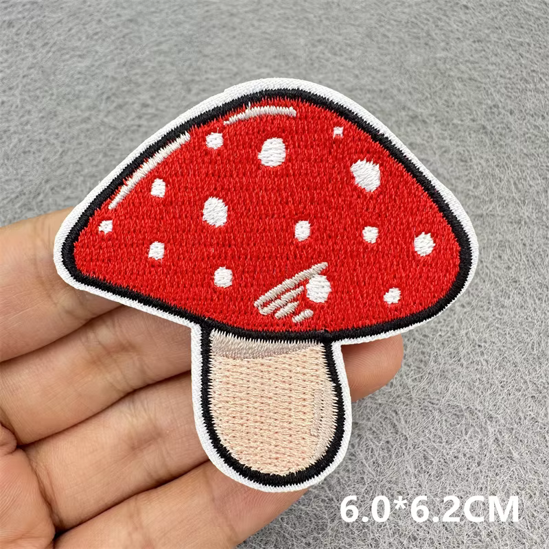 Parche termoadhesivo frutas rojas para planchar ropa vaquera y chaqueta - imagen 3