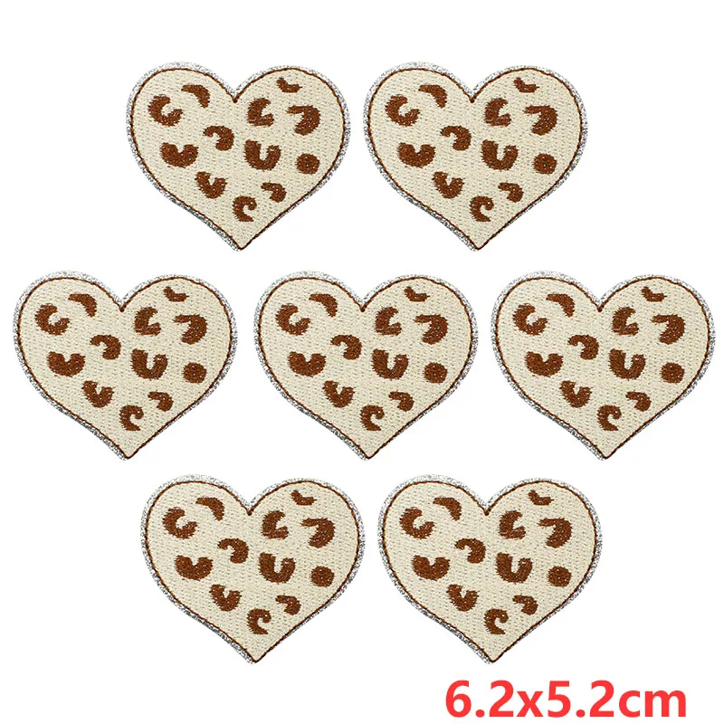 10 unids/lote de parches bordados con estampado de leopardo y lentejuelas de dibujos animados, parches termoadhesivos para ropa, insignias para ropa - imagen 3
