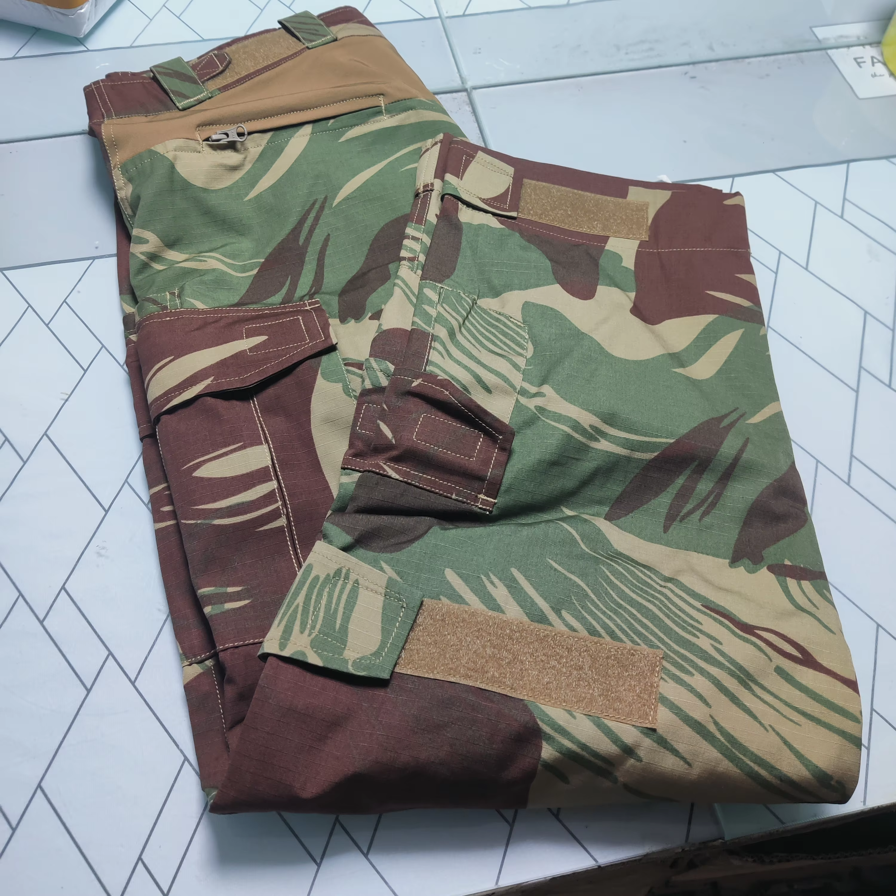 G3 Uniforme táctico con camuflaje personalizado: chaqueta y pantalón - imagen 4