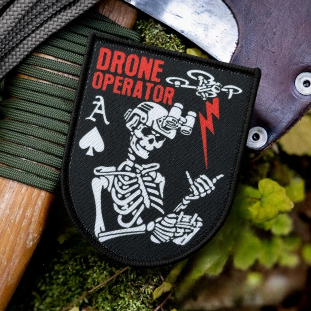Parche táctico de moral para operador de Dron, insignia de gancho y bucle impresa de reconocimiento de piloto de calavera, brazalete del ejército militar, pegatina para mochila - imagen 4