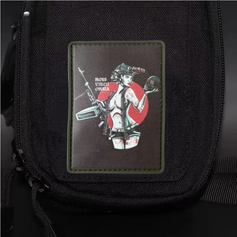 Parche táctico de Chica de Anime, insignia de moral militar, gancho y bucle impreso de PVC, mochila, ropa, accesorios decorativos, pegatina, brazalete