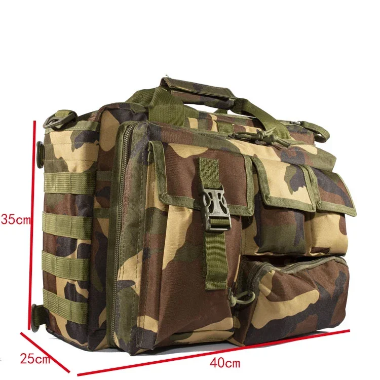 Bolsillos frontales utilitarios y sistema MOLLE