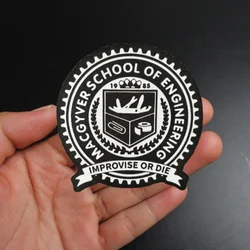 Parche Escuela de Ingenieria MacGyver - Insignia tactica para mochila