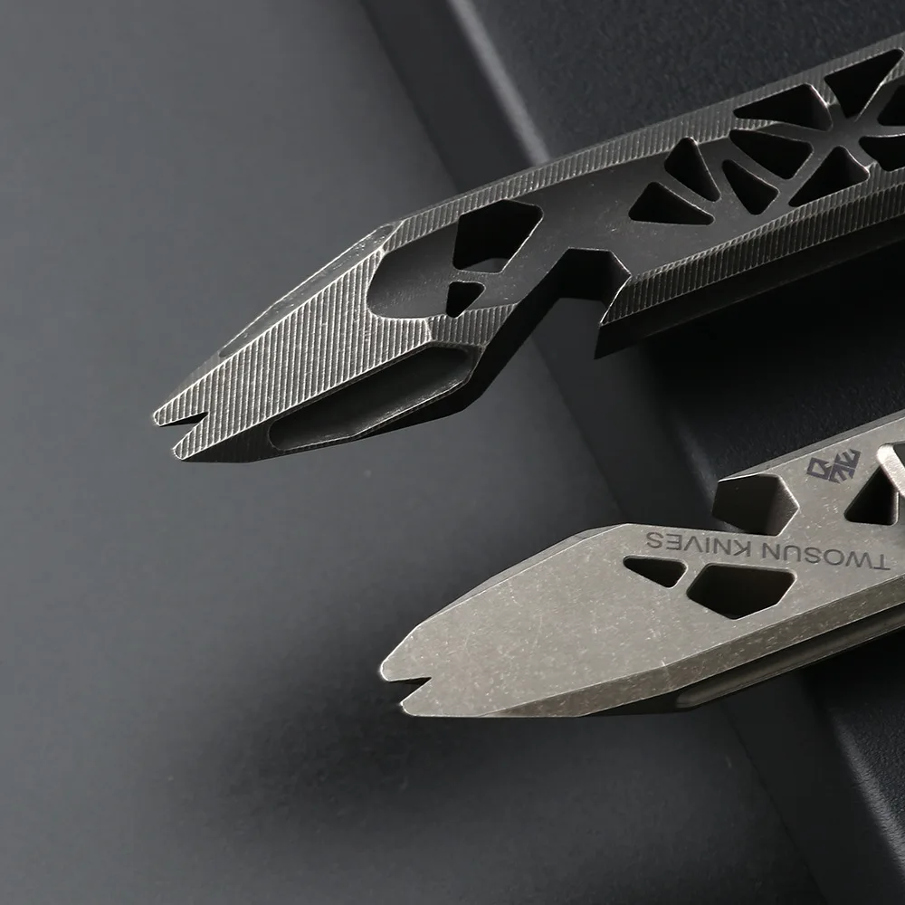 Mini herramientas de acampada de autodefensa portátiles, pequeñas, multifuncionales, de aleación de titanio - imagen 2