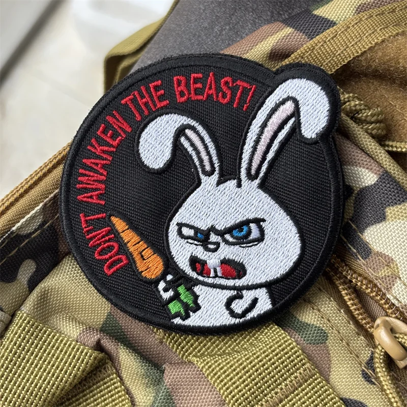 Parche bordado de conejo Chevron para ropa, insignias de moral táctica, parches militares con gancho, pegatinas para mochila - imagen 2