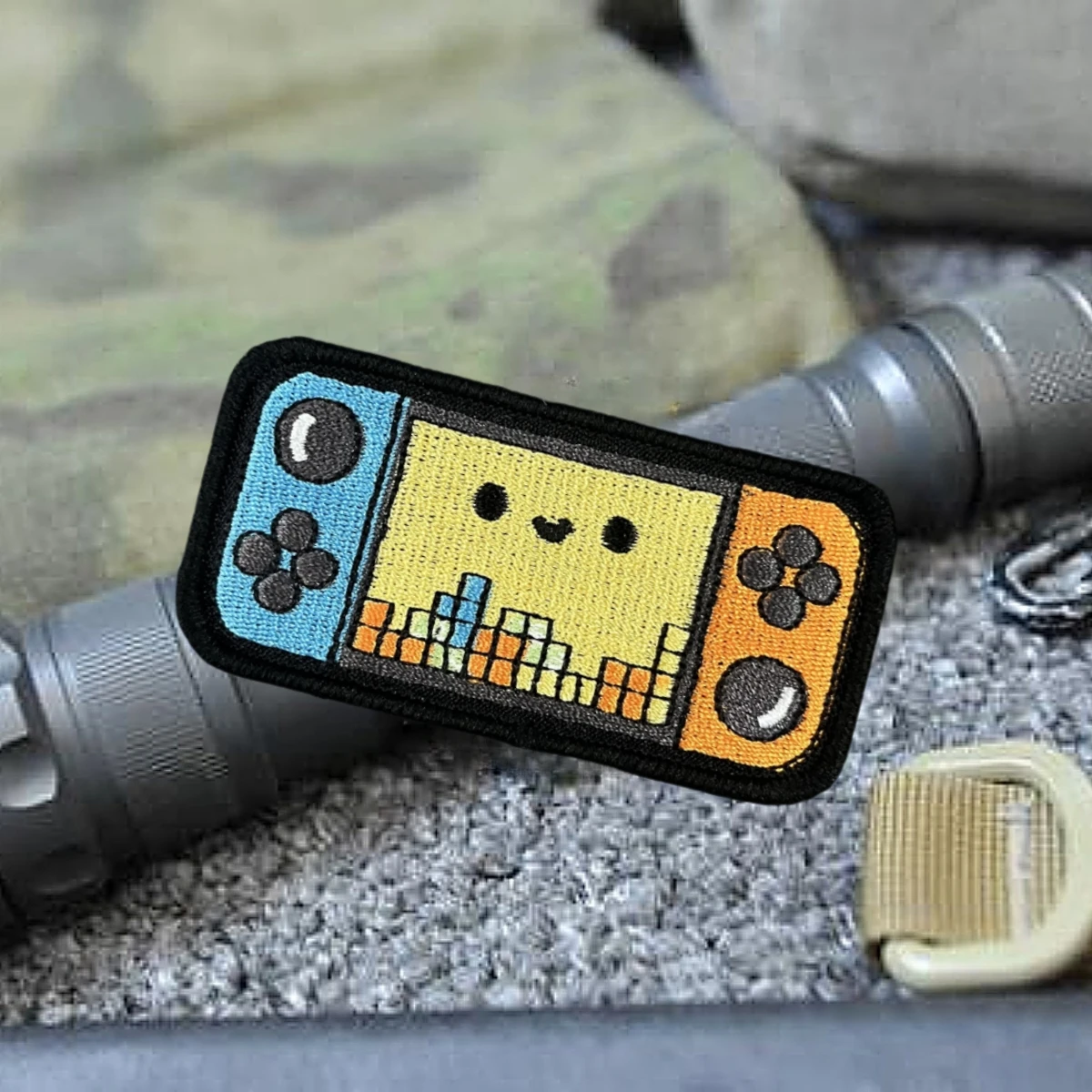 Consola de juegos Retro Xiaobawang, parches bordados de gancho y bucle en ropa, insignia de moral táctica, pegatina para mochila del ejército militar - imagen 5