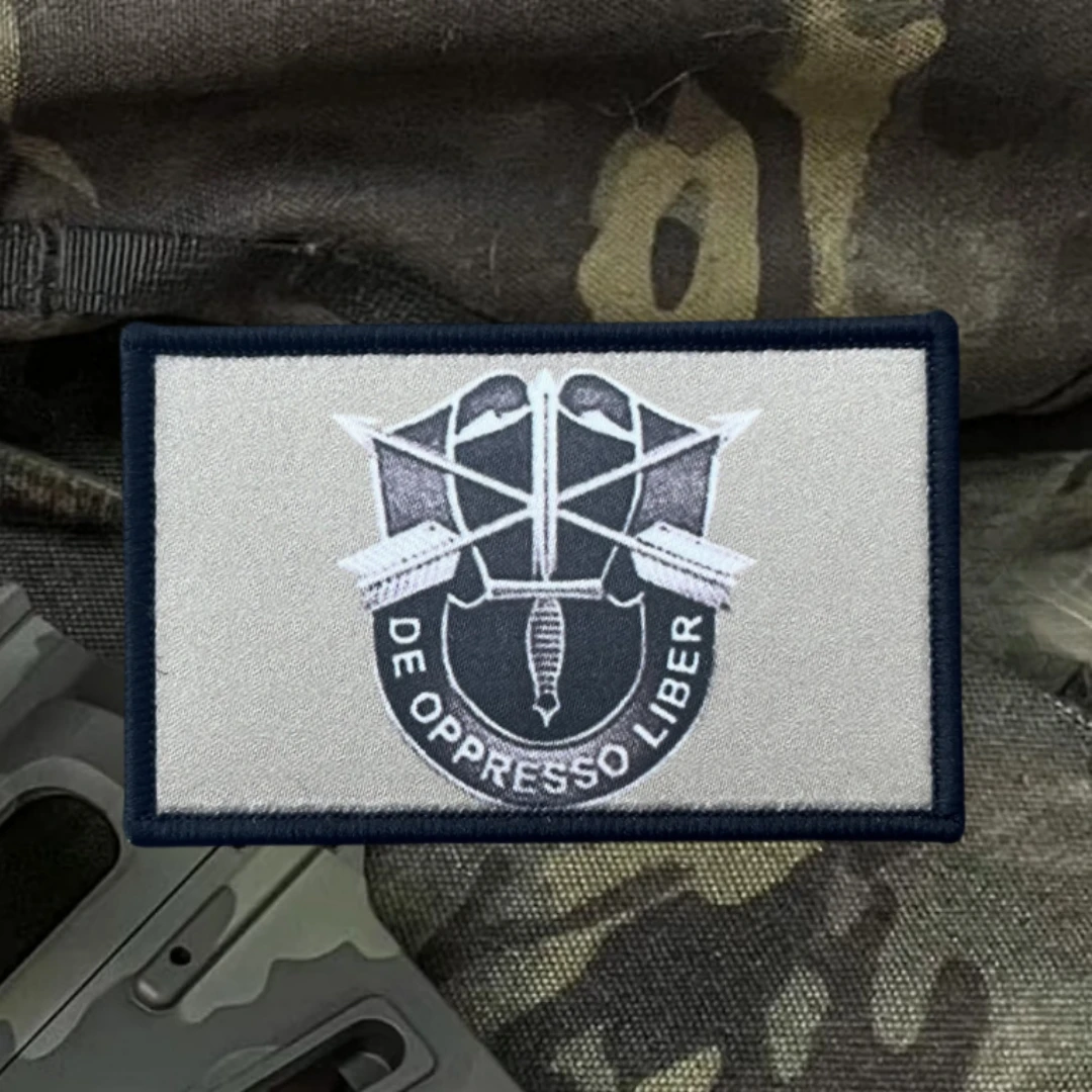 Parche De insignia De moral De Oppresso Liber, emblema táctico militar, escudo De fuerzas especiales, gancho impreso, pegatinas para mochila y ropa - imagen 3