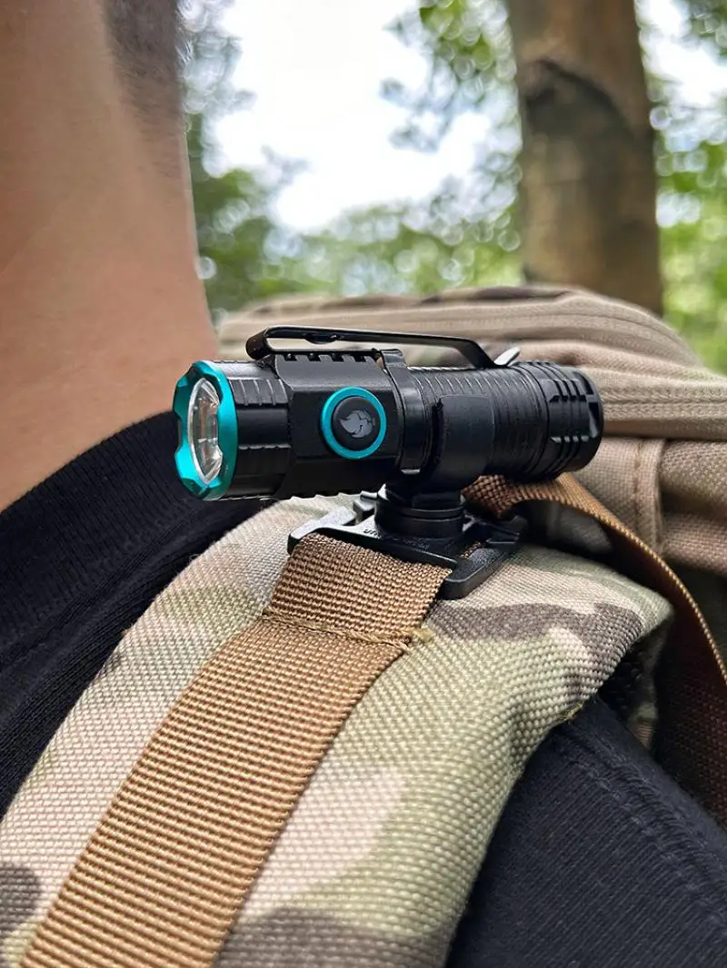 Mochila con Clip para luz de antorcha, correa de hombro, accesorios para bastones de senderismo, bolsa de agua, manguera - imagen 3