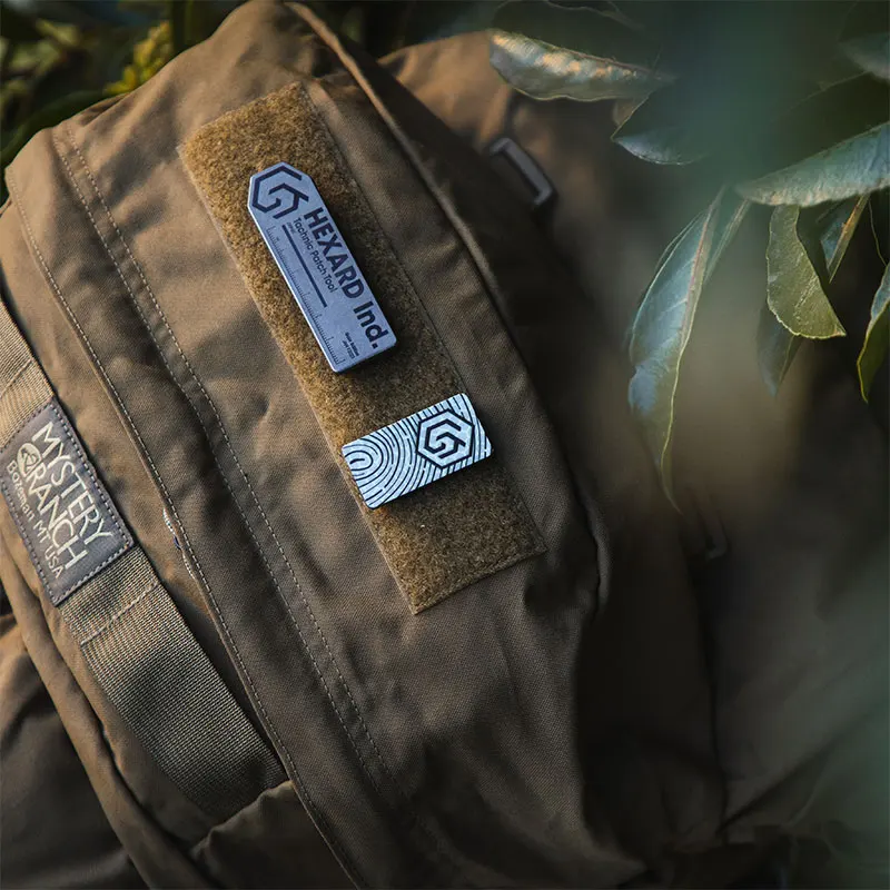 Parche luminoso de PVC para ropa y bolso decorativo ojo frío panal DIY Mini insignia táctica 1,5 en - imagen 5