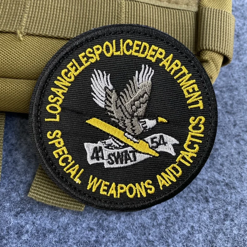 Brazalete del equipo de rescate de esterco Federal de EE. UU., insignia de moral, parche bordado de gancho y bucle, mochila de águila de investigación HRT, pegatina táctica - imagen 3