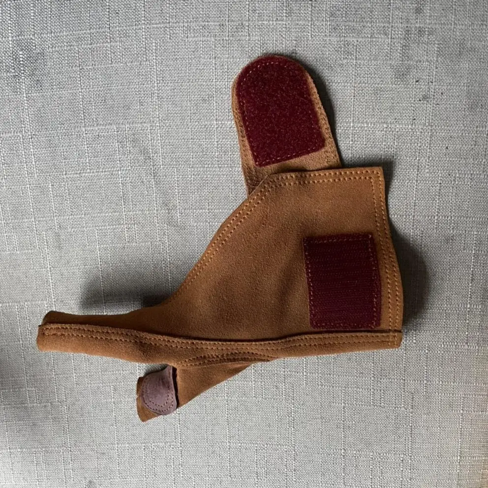 Guantes de tiro de velocidad con arco tradicional, almohadilla para pulgar, cuero grueso, dibujo, tiro con arco, guantes de cuero de vaca - imagen 2