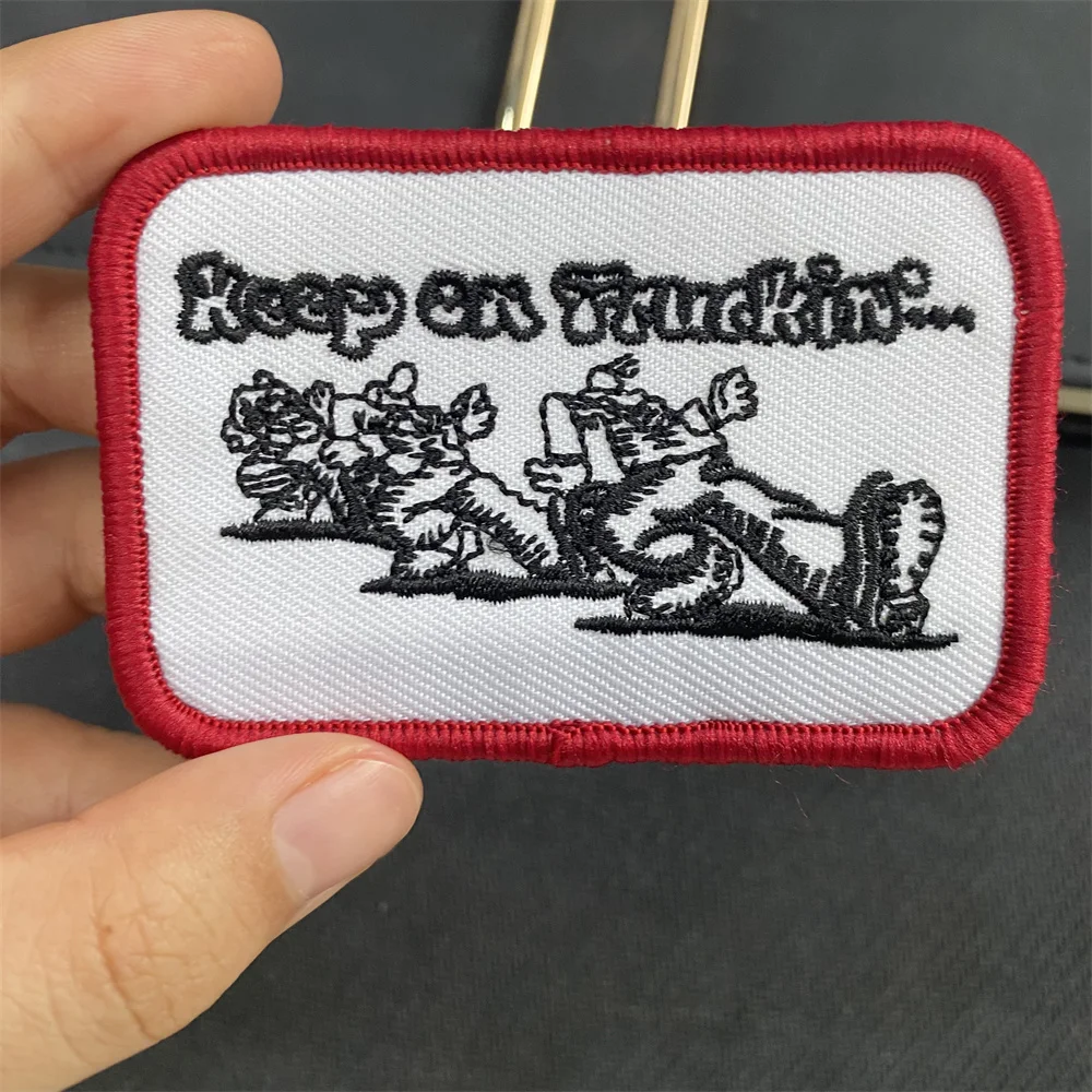 Keep on Truckin moral parches bordados para ropa, personaje de dibujos animados, mochila táctica, insignia, pegatina de impresión, gancho y bucle - imagen 5