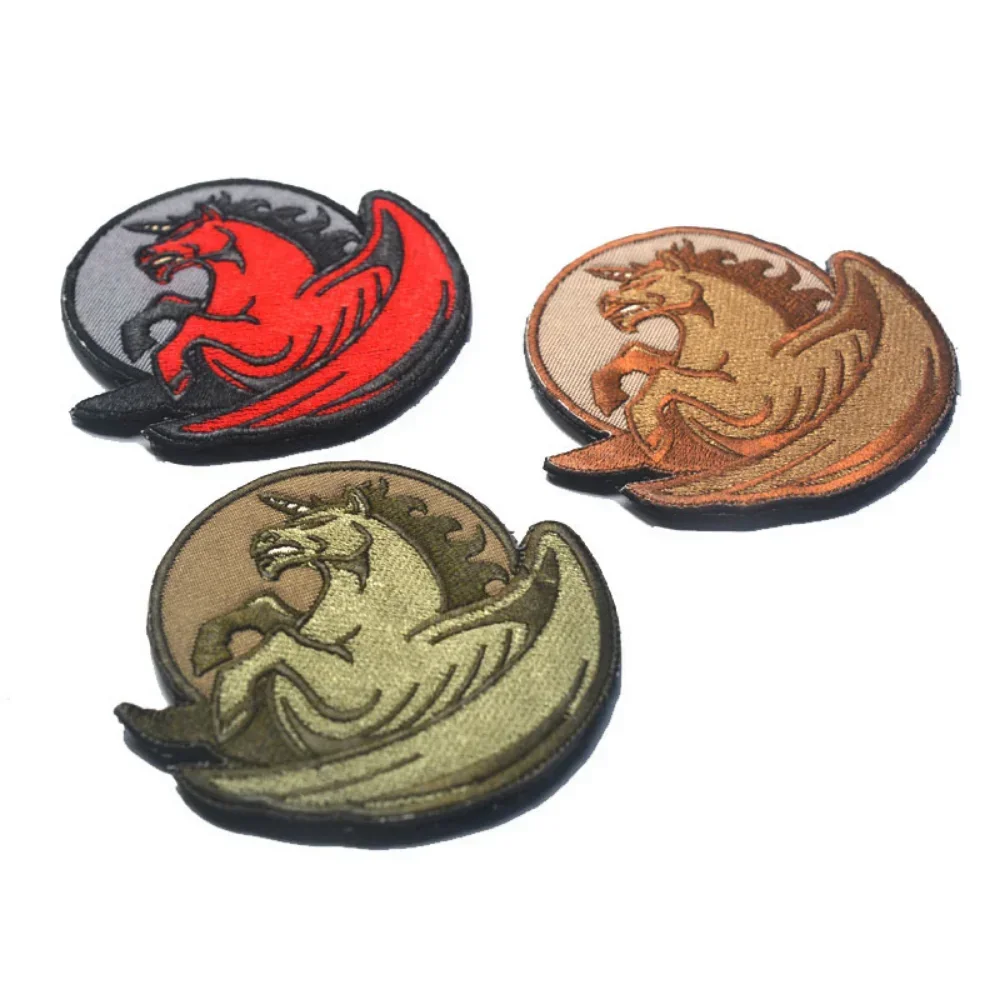 Parche bordado redondo, insignia con patrón de unicornio Pegaso, gancho y bucle, pegatina táctica, brazalete de moral, accesorios de decoración de ropa - imagen 3