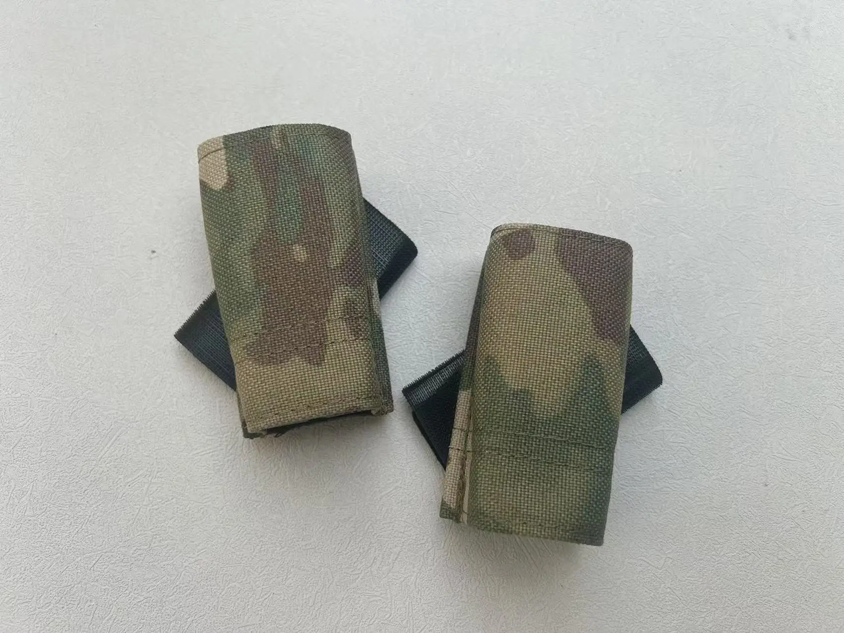Bolsa KYWI para cargadores de pistola en ángulo 9mm individual - imagen 2