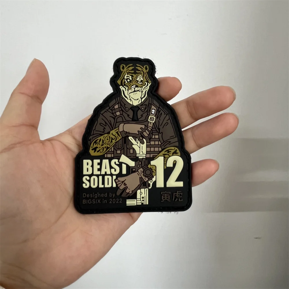 Parche de PVC 3D de bestia, Guerrero, conejo, vaca, parches de gancho y bucle para ropa, pegatinas tácticas, insignias de moral, parches de mochila - imagen 5