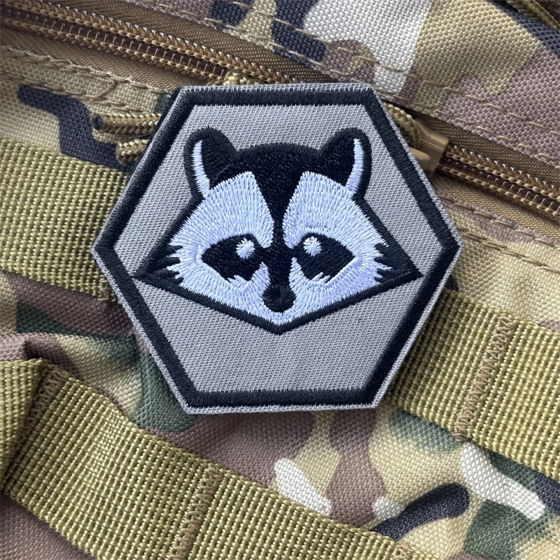 Parche bordado de mapache para ropa, insignias de moral, parches militares tácticos con gancho, pegatinas para mochila - imagen 4