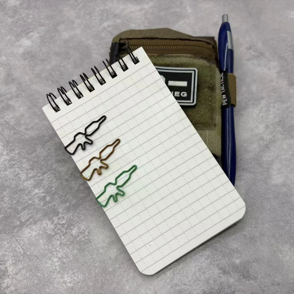 50 unid/set de clip de papel con diseño de Rifle de asalto, estilo personalizado/Jato de combate, clip de diseño de avión para marcador, marcador de papelería - imagen 4