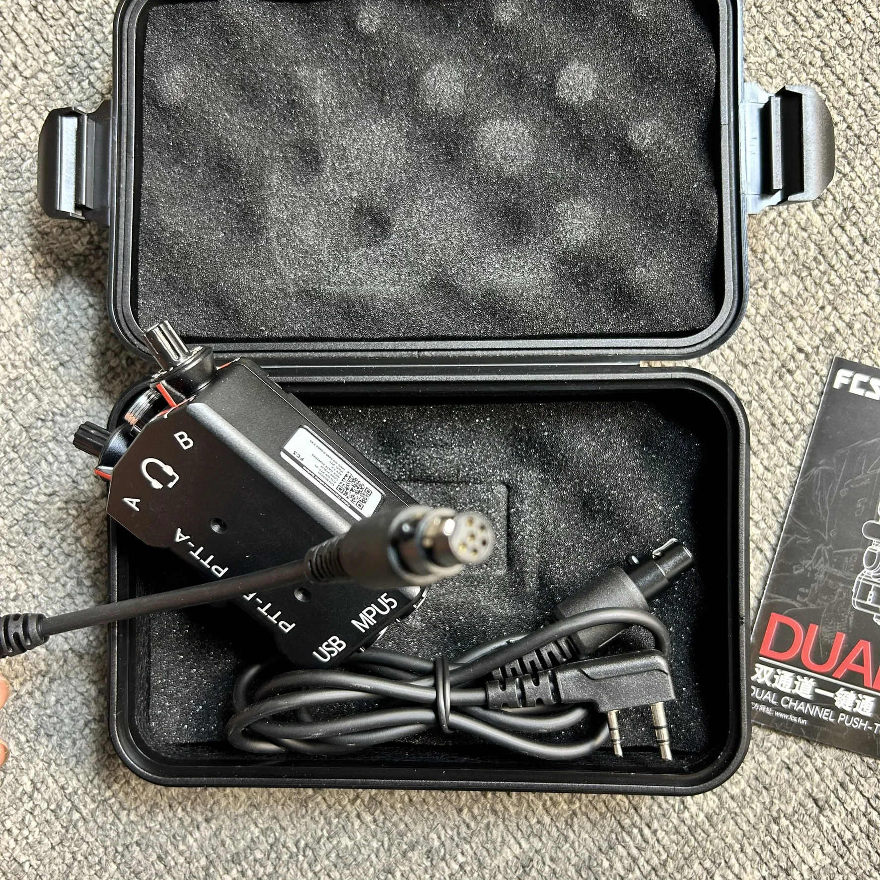 Versión totalmente metálica MPU5 DUAL PTT Radio táctica funcional PTT para AMP/C3 y otros auriculares estándar U174/uNATO - imagen 2