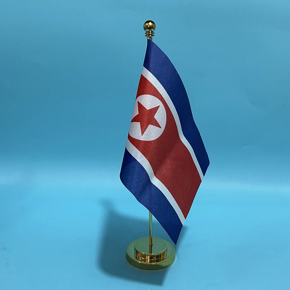BANDERA DE SKY Bandera de escritorio de oficina Bandera de Corea del Norte 14x21 cm poliéster Bandera nacional de Corea del Norte Bandera de país Adornos de escritorio Banderas - imagen 3