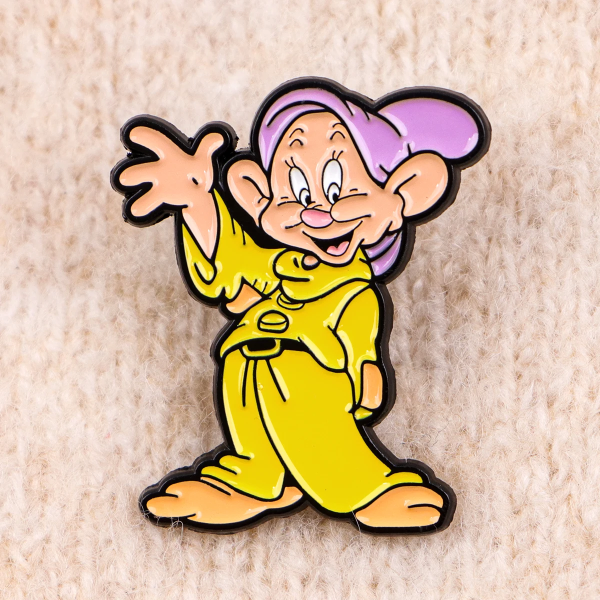 7 unids/set lindo viejo alfileres esmaltados broche de dibujos animados de Anime Pin de solapa de Metal insignia mochila accesorios joyería regalos para mejores amigos - imagen 4