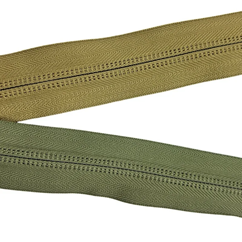 Cremallera nylon sin tirador para chaleco y mochila - imagen 3