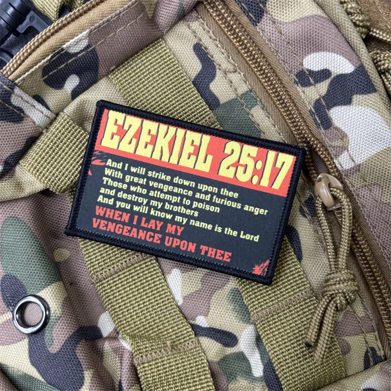 Parche táctico bordado frase bíblica Ezekiel con velcro gancho-bucle - imagen 3