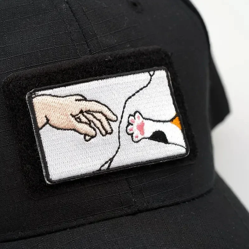 Insignia de moral creativa y novedosa de gato divertido, parches de gancho y bucle bordados con pata de gato, equipo táctico para exteriores, pegatinas para mochila - imagen 4