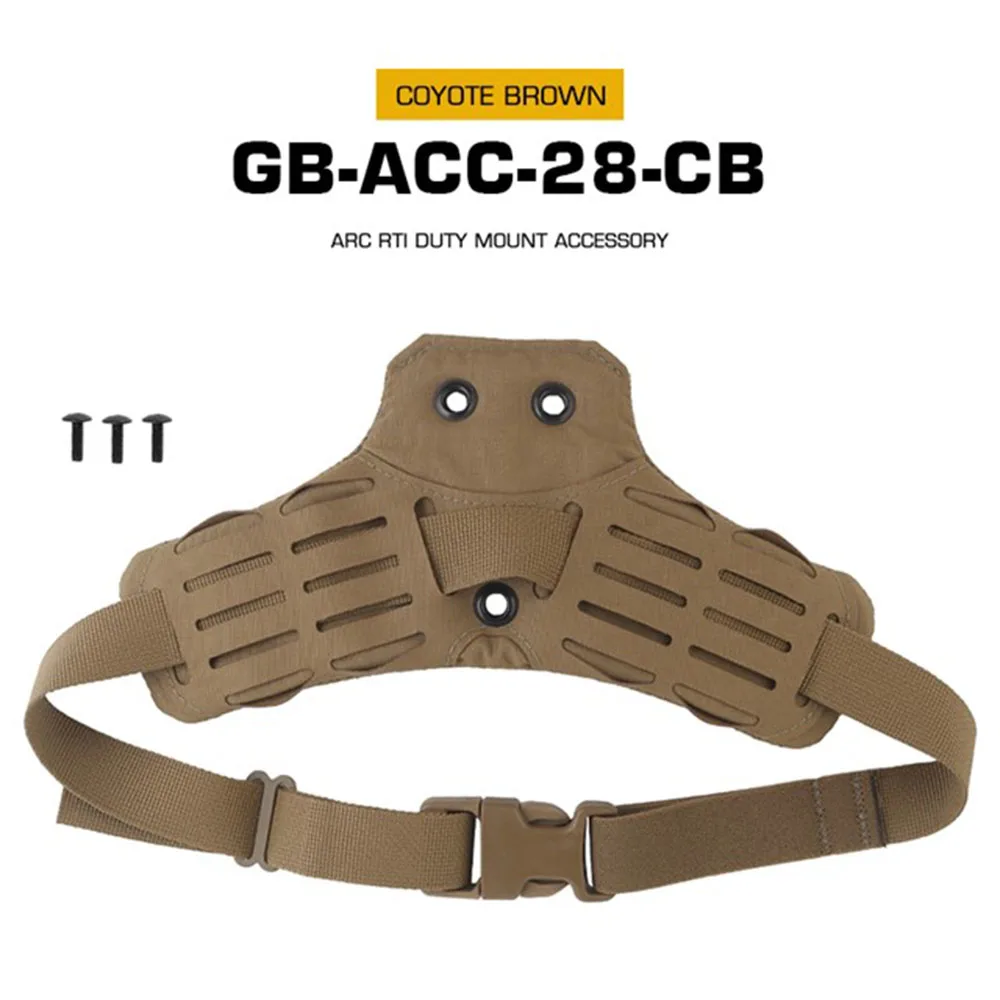 Un cinturón tostado y negro con hebilla