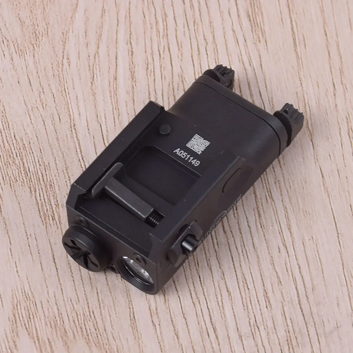 SF XC1 arma táctica luz compacta pistola linterna LED Airsoft usado para arma softair GK - imagen 3