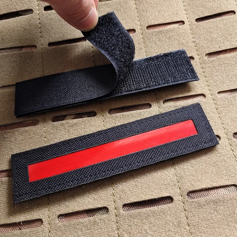 Tira reflectante de PVC con gancho y bucle, parches IR llamativos en la noche, bordado de brazalete, mochila, sombrero, parche táctico de tela para ropa - imagen 2