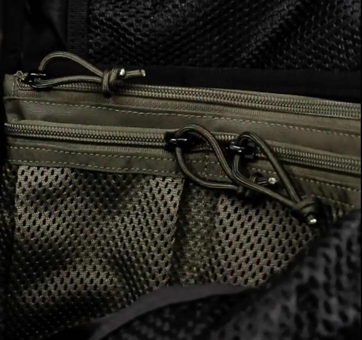 Bolsa organizadora táctica compacta EDC con gancho y bucle para almacenamiento interno y utilidad de mochila