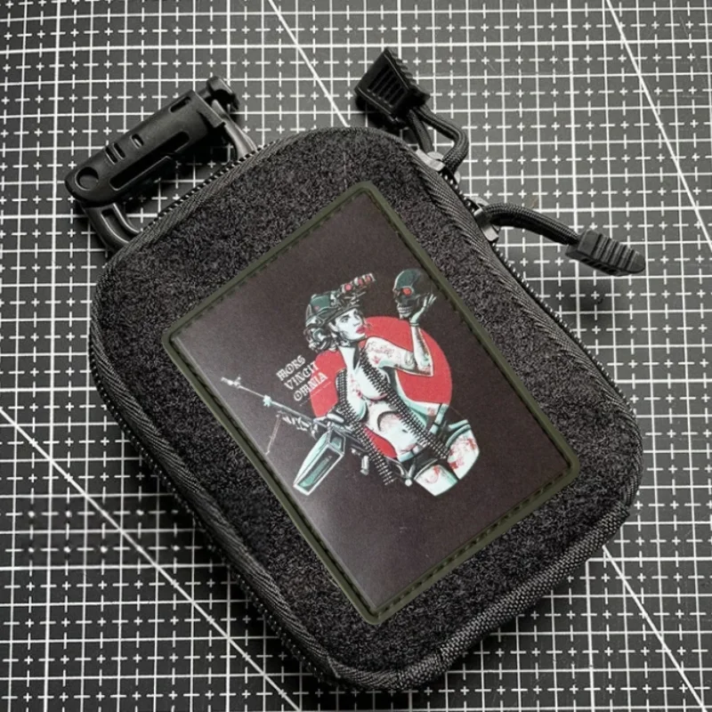 Parche táctico de Chica de Anime, insignia de moral militar, gancho y bucle impreso de PVC, mochila, ropa, accesorios decorativos, pegatina, brazalete - imagen 3
