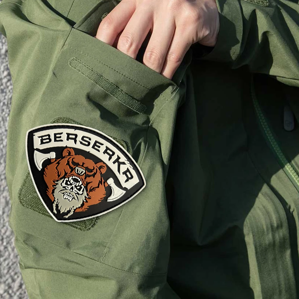 Parche Berserker, insignia de moral táctica, oso Axeman, gancho y bucle de PVC, mochila militar, accesorios decorativos de tela, pegatina para brazalete