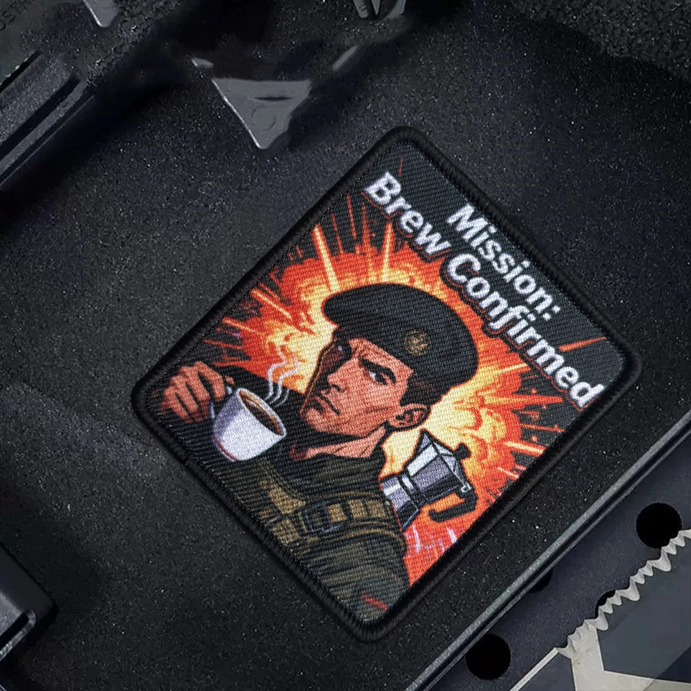 Parche táctico insignia café con velcro para moral militar - imagen 5