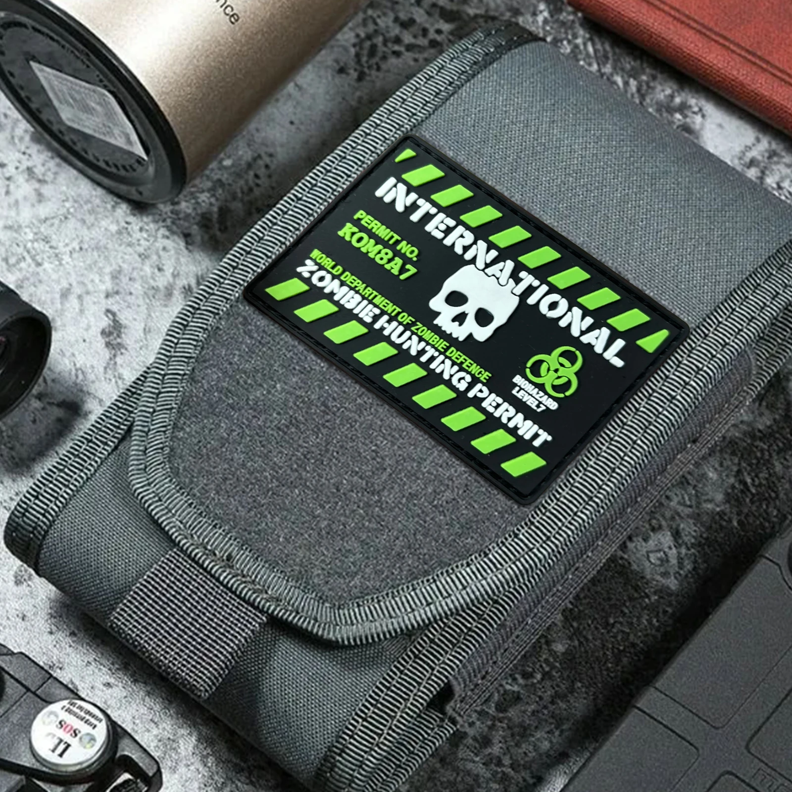 Parche táctico PVC Zombie Hunting Permit – Moral airsoft - imagen 4