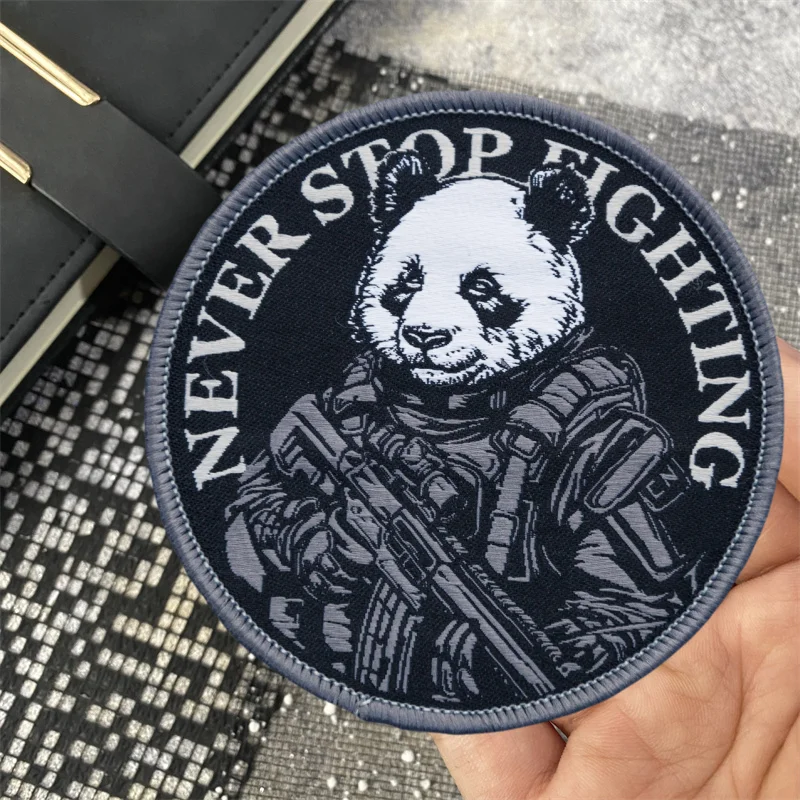 Nuevas pegatinas de tela tejida de Sheikh, insignia de moral de Panda de camuflaje para exteriores, brazalete bordado con gancho y bucle, pegatinas para mochila