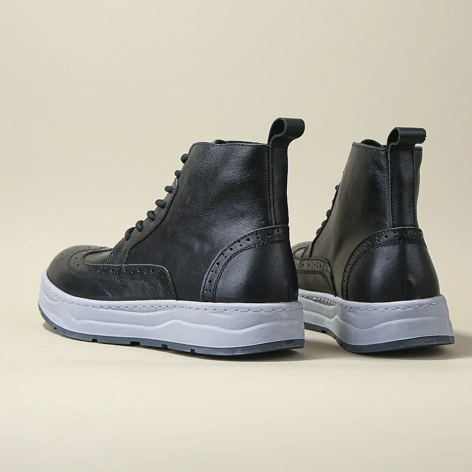 KOWM zapatos de senderismo de piel de vaca, botas para caminar para hombre, botas altas británicas para motocicleta, zapatos de trekking, zapatillas informales con suela gruesa en el tobillo - imagen 4