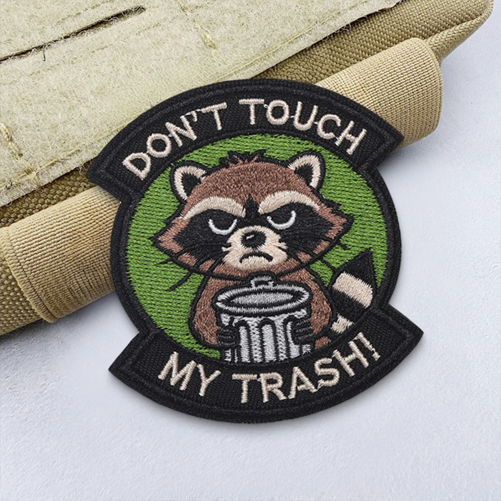 No tocar mi basura mapache moral parche táctico divertido gancho y bucle parche bordado insignia militar brazalete mochila pegatinas - imagen 5