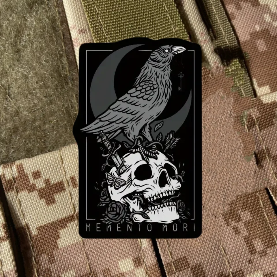 Parches tácticos impresos Memento Mori, insignia de moral de cuervo inmortal y calavera, brazalete militar, pegatinas para mochila con gancho y bucle - imagen 5
