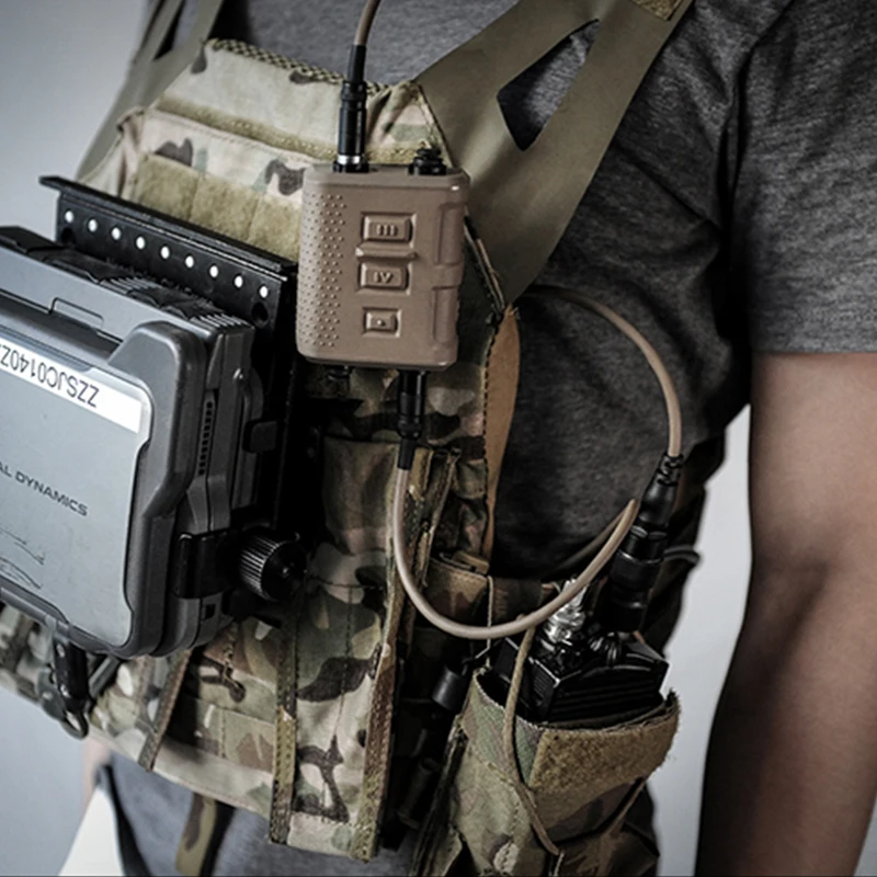 Auriculares tácticos detalle materiales