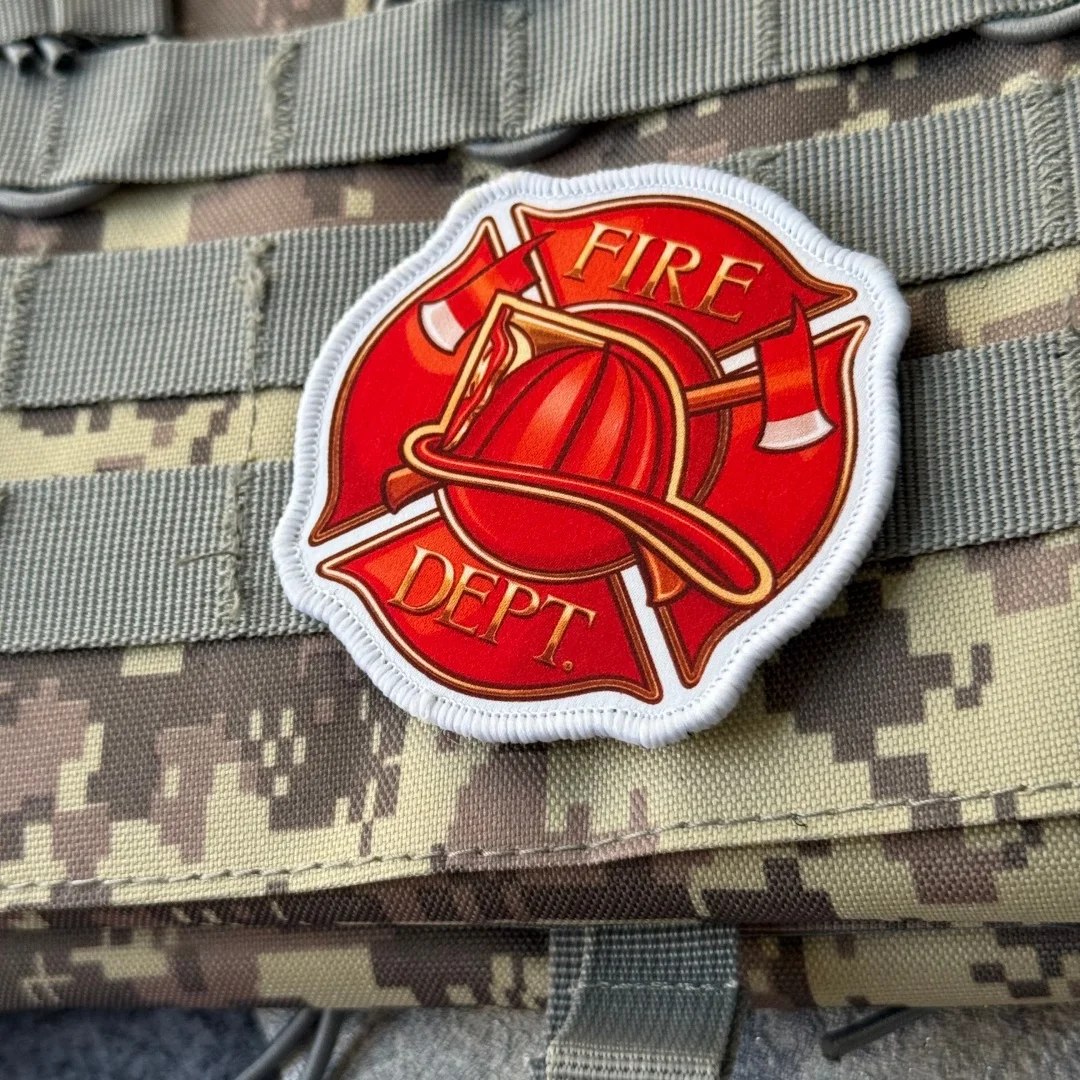 Parche táctico militar cruz maltesa con velcro para mochila - imagen 4